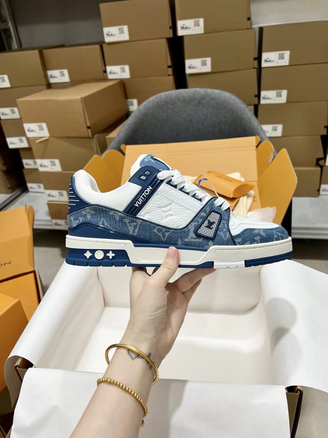 Louis Vuitton Chunky Trainer Sneakers – Blue & White