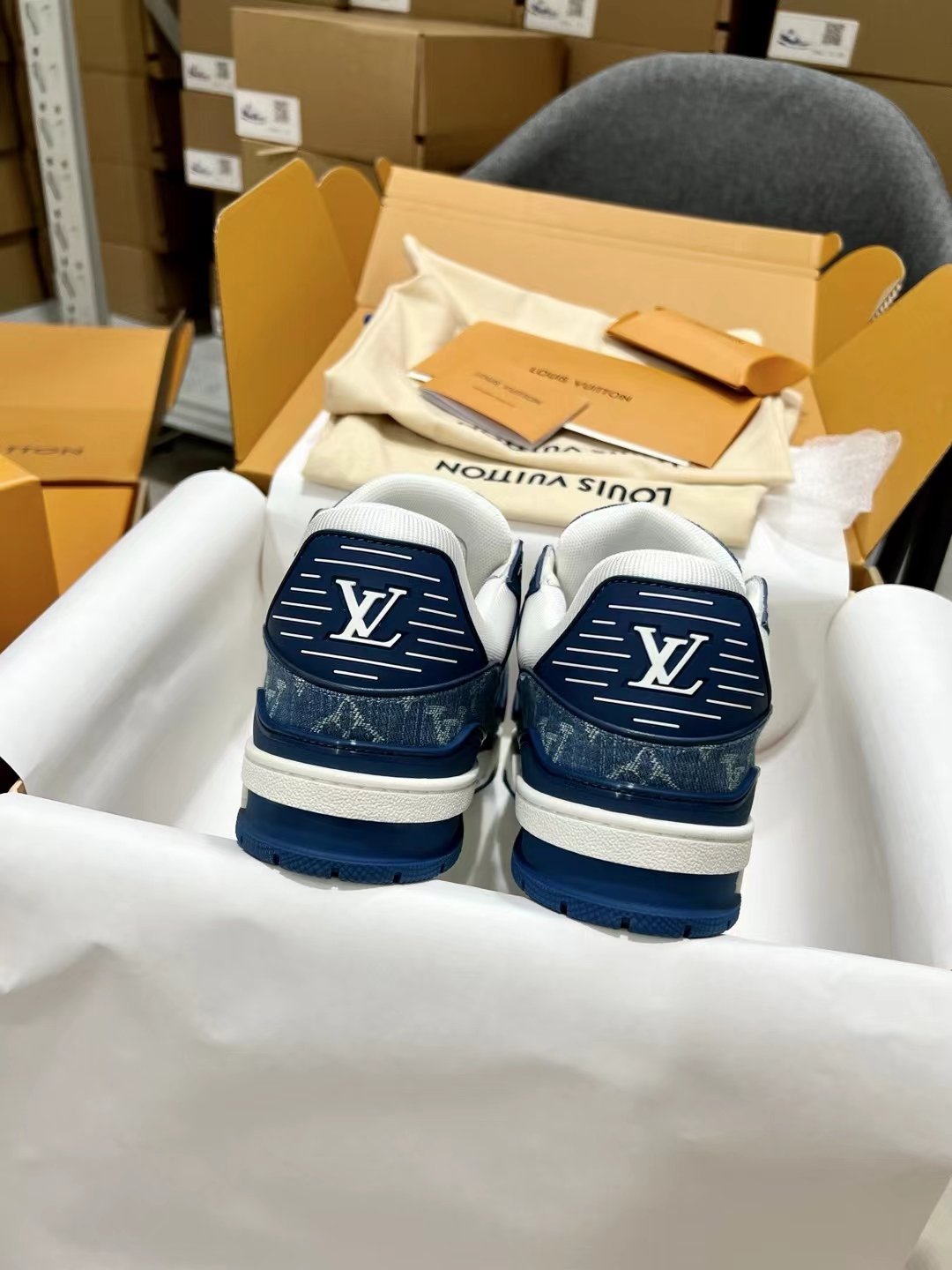 Louis Vuitton Chunky Trainer Sneakers – Blue & White - Image 3