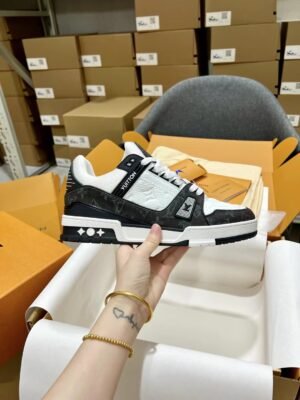 Louis Vuitton Chunky Trainer Sneakers – Black & White