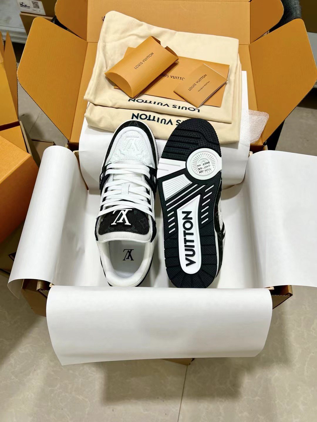Louis Vuitton Chunky Trainer Sneakers – Black & White - Image 2