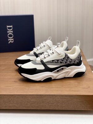 Dior B22 Chunky Sneakers – White & Black