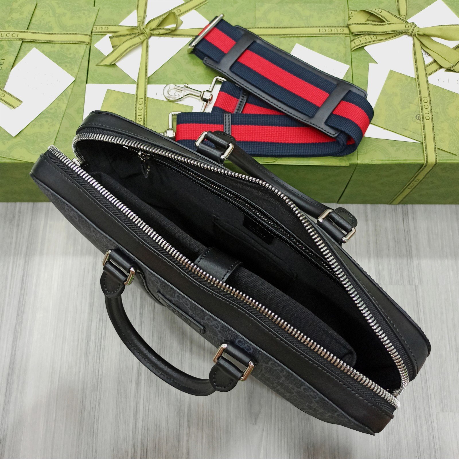 Gucci Classic Leather Briefcase (Original Quality) - Image 3