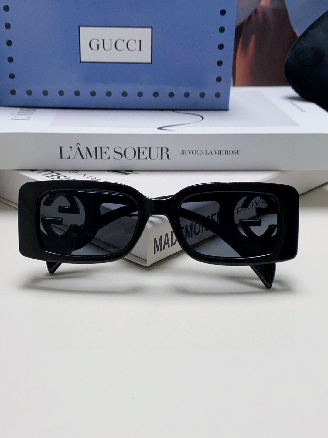Gucci Slim Rectangular Fashion Sunglasses with beret styling - Image 3