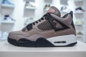 Air Jordan 4 “Taupe Haze”