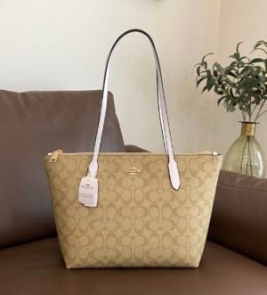 Coach Signature Tote – Khaki/Chalk