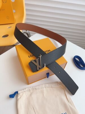 Louis Vuitton LV Initiales 40mm Reversible Belt – Calfskin Leather