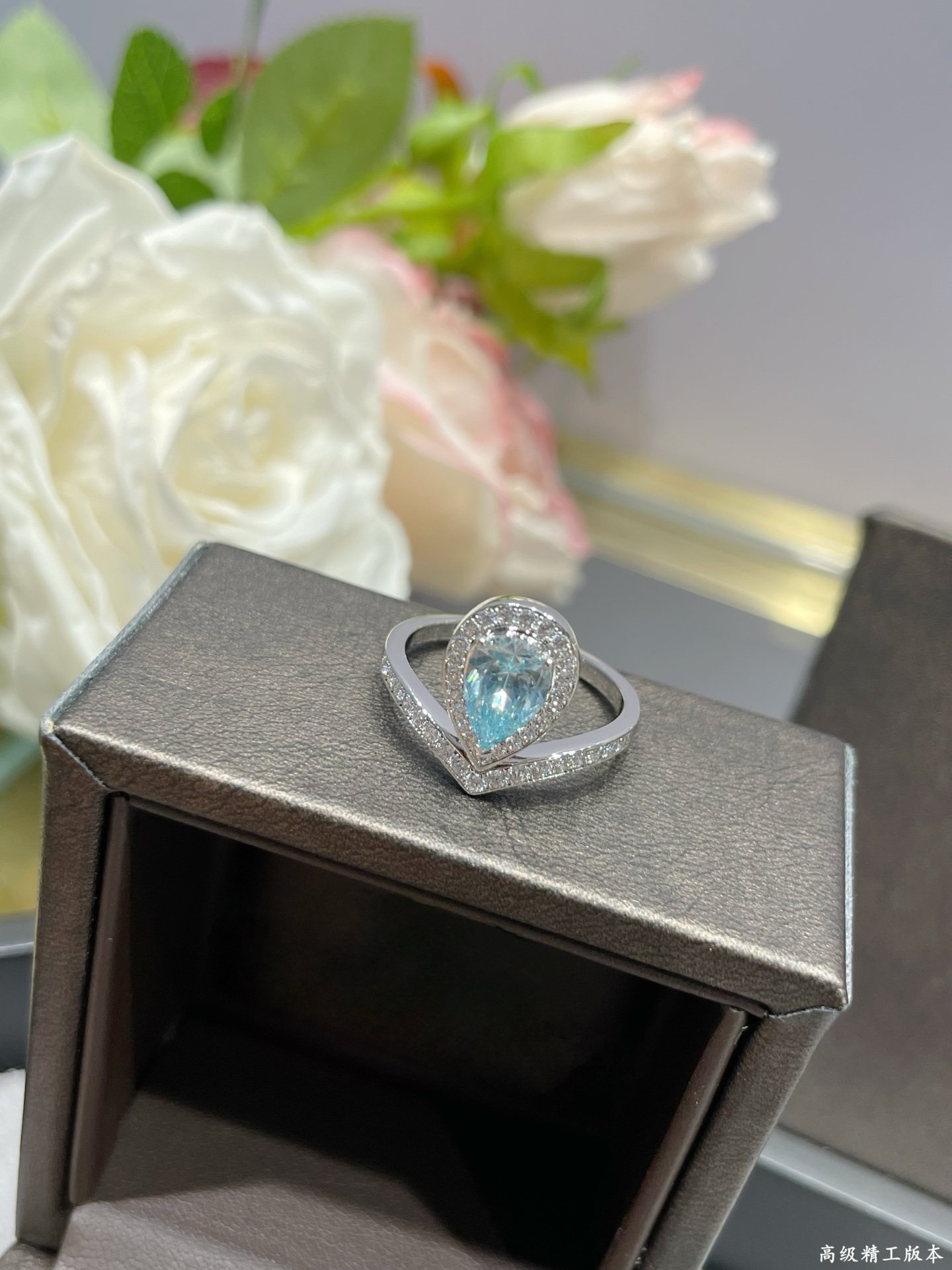 Chaumet Joséphine Aigrette Aquamarine Ring - Image 5