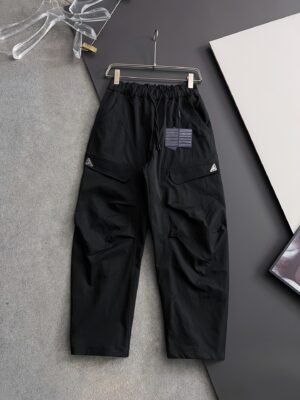 Prada 2025 Straight-Leg Casual Pants – Black